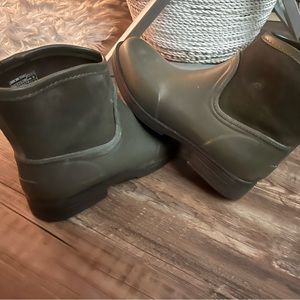 Ugg Women's Waterproof Rubber Rain Boots